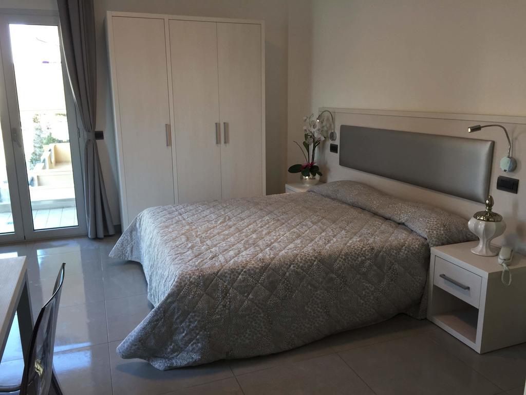 Residence Hotel Albachiara Rimini Eksteriør bilde