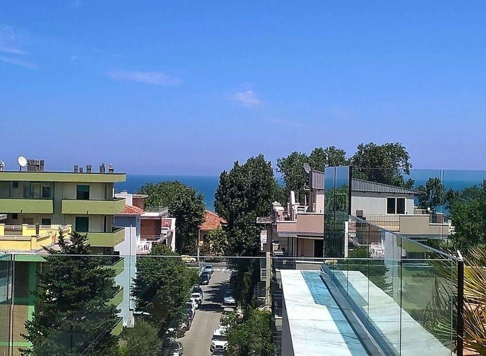 Residence Hotel Albachiara Rimini Eksteriør bilde